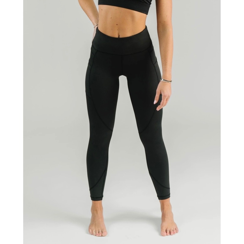 Zyia‎ Active Light n Tight Hi-Rise Pocket 7/8 Black Leggings Womens Size 6-8